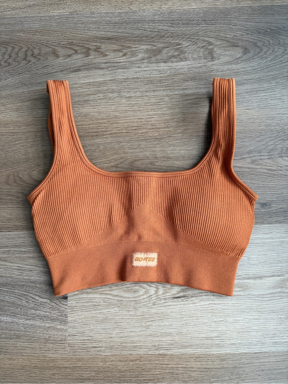 Bo+Tee Ribbed Seamless Sports Bra - Picture 2 of 4